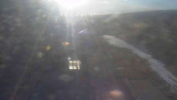 Parkoviště a hlavní vchod