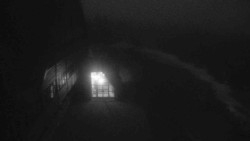 Parkoviště a hlavní vchod