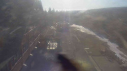 Parkoviště a hlavní vchod