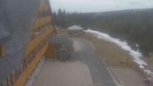 Sporthotel Kurzovní - Parkoviště a hlavní vchod - 10.4.2026 v 14:00 Sporthotel Kurzovní - Parkoviště a hlavní vchod - 10.4.2026 v 14:00