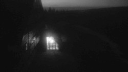 Parkoviště a hlavní vchod