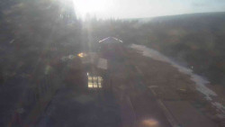 Parkoviště a hlavní vchod