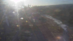 Parkoviště a hlavní vchod