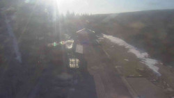 Parkoviště a hlavní vchod