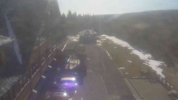 Parkoviště a hlavní vchod