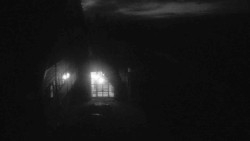 Parkoviště a hlavní vchod