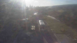 Parkoviště a hlavní vchod