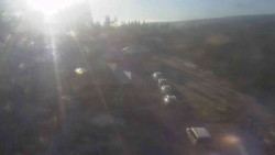 Parkoviště a hlavní vchod