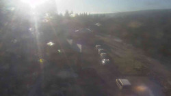 Parkoviště a hlavní vchod