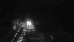 Parkoviště a hlavní vchod