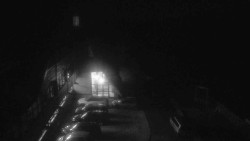 Parkoviště a hlavní vchod