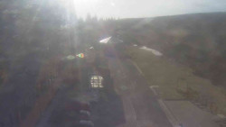 Parkoviště a hlavní vchod