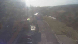 Parkoviště a hlavní vchod