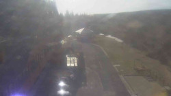 Parkoviště a hlavní vchod