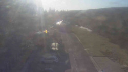 Parkoviště a hlavní vchod