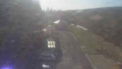 Parkoviště a hlavní vchod