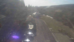 Parkoviště a hlavní vchod