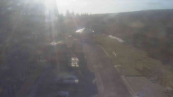 Parkoviště a hlavní vchod
