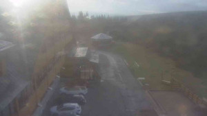 Sporthotel Kurzovní - Parkoviště a hlavní vchod - 7.5.2026 v 06:30 Sporthotel Kurzovní - Parkoviště a hlavní vchod - 7.5.2026 v 06:30