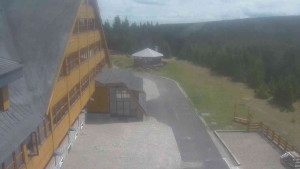 Sporthotel Kurzovní - Parkoviště a hlavní vchod - 7.5.2026 v 12:00 Sporthotel Kurzovní - Parkoviště a hlavní vchod - 7.5.2026 v 12:00