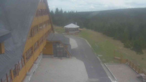 Sporthotel Kurzovní - Parkoviště a hlavní vchod - 7.5.2026 v 14:00 Sporthotel Kurzovní - Parkoviště a hlavní vchod - 7.5.2026 v 14:00