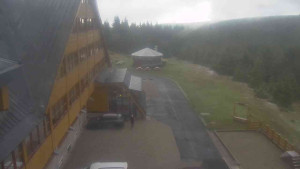 Sporthotel Kurzovní - Parkoviště a hlavní vchod - 12.5.2026 v 08:15 Sporthotel Kurzovní - Parkoviště a hlavní vchod - 12.5.2026 v 08:15