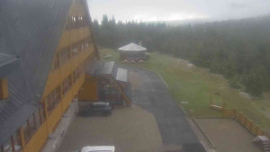 Sporthotel Kurzovní - Parkoviště a hlavní vchod - 12.5.2026 v 08:25 Sporthotel Kurzovní - Parkoviště a hlavní vchod - 12.5.2026 v 08:25