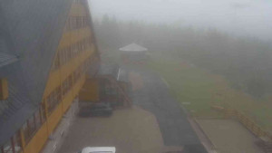 Sporthotel Kurzovní - Parkoviště a hlavní vchod - 12.5.2026 v 09:20 Sporthotel Kurzovní - Parkoviště a hlavní vchod - 12.5.2026 v 09:20