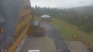 Sporthotel Kurzovní - Parkoviště a hlavní vchod - 12.5.2026 v 09:50 Sporthotel Kurzovní - Parkoviště a hlavní vchod - 12.5.2026 v 09:50