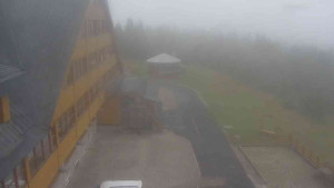 Sporthotel Kurzovní - Parkoviště a hlavní vchod - 12.5.2026 v 10:15 Sporthotel Kurzovní - Parkoviště a hlavní vchod - 12.5.2026 v 10:15