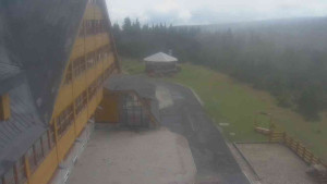 Sporthotel Kurzovní - Parkoviště a hlavní vchod - 12.5.2026 v 10:45 Sporthotel Kurzovní - Parkoviště a hlavní vchod - 12.5.2026 v 10:45