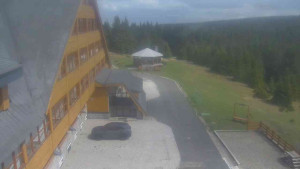 Sporthotel Kurzovní - Parkoviště a hlavní vchod - 12.5.2026 v 14:15 Sporthotel Kurzovní - Parkoviště a hlavní vchod - 12.5.2026 v 14:15