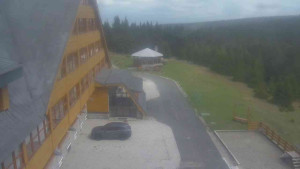 Sporthotel Kurzovní - Parkoviště a hlavní vchod - 12.5.2026 v 14:30 Sporthotel Kurzovní - Parkoviště a hlavní vchod - 12.5.2026 v 14:30