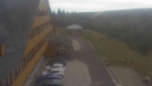 Sporthotel Kurzovní - Parkoviště a hlavní vchod - 12.5.2026 v 19:10 Sporthotel Kurzovní - Parkoviště a hlavní vchod - 12.5.2026 v 19:10