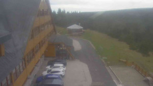Sporthotel Kurzovní - Parkoviště a hlavní vchod - 12.5.2026 v 19:20 Sporthotel Kurzovní - Parkoviště a hlavní vchod - 12.5.2026 v 19:20