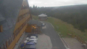 Sporthotel Kurzovní - Parkoviště a hlavní vchod - 12.5.2026 v 20:15 Sporthotel Kurzovní - Parkoviště a hlavní vchod - 12.5.2026 v 20:15