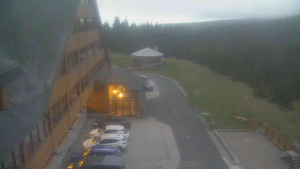 Sporthotel Kurzovní - Parkoviště a hlavní vchod - 12.5.2026 v 20:35 Sporthotel Kurzovní - Parkoviště a hlavní vchod - 12.5.2026 v 20:35