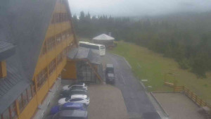 Sporthotel Kurzovní - Parkoviště a hlavní vchod - 14.5.2026 v 12:40 Sporthotel Kurzovní - Parkoviště a hlavní vchod - 14.5.2026 v 12:40
