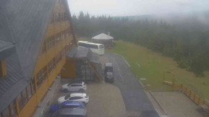 Sporthotel Kurzovní - Parkoviště a hlavní vchod - 14.5.2026 v 13:10 Sporthotel Kurzovní - Parkoviště a hlavní vchod - 14.5.2026 v 13:10