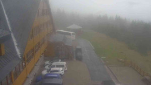 Sporthotel Kurzovní - Parkoviště a hlavní vchod - 14.5.2026 v 13:45 Sporthotel Kurzovní - Parkoviště a hlavní vchod - 14.5.2026 v 13:45