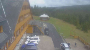 Sporthotel Kurzovní - Parkoviště a hlavní vchod - 14.5.2026 v 15:10 Sporthotel Kurzovní - Parkoviště a hlavní vchod - 14.5.2026 v 15:10