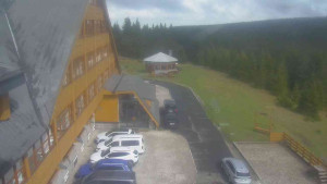 Sporthotel Kurzovní - Parkoviště a hlavní vchod - 14.5.2026 v 15:25 Sporthotel Kurzovní - Parkoviště a hlavní vchod - 14.5.2026 v 15:25