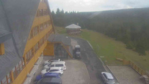 Sporthotel Kurzovní - Parkoviště a hlavní vchod - 14.5.2026 v 16:05 Sporthotel Kurzovní - Parkoviště a hlavní vchod - 14.5.2026 v 16:05