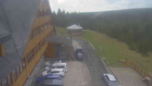Sporthotel Kurzovní - Parkoviště a hlavní vchod - 14.5.2026 v 16:25 Sporthotel Kurzovní - Parkoviště a hlavní vchod - 14.5.2026 v 16:25