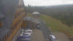 Sporthotel Kurzovní - Parkoviště a hlavní vchod - 14.5.2026 v 17:25 Sporthotel Kurzovní - Parkoviště a hlavní vchod - 14.5.2026 v 17:25