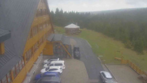 Sporthotel Kurzovní - Parkoviště a hlavní vchod - 14.5.2026 v 17:35 Sporthotel Kurzovní - Parkoviště a hlavní vchod - 14.5.2026 v 17:35