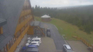 Sporthotel Kurzovní - Parkoviště a hlavní vchod - 14.5.2026 v 17:40 Sporthotel Kurzovní - Parkoviště a hlavní vchod - 14.5.2026 v 17:40