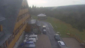 Sporthotel Kurzovní - Parkoviště a hlavní vchod - 14.5.2026 v 19:10 Sporthotel Kurzovní - Parkoviště a hlavní vchod - 14.5.2026 v 19:10