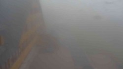 Parkoviště a hlavní vchod