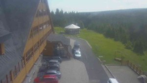 Sporthotel Kurzovní - Parkoviště a hlavní vchod - 16.6.2026 v 11:10 Sporthotel Kurzovní - Parkoviště a hlavní vchod - 16.6.2026 v 11:10